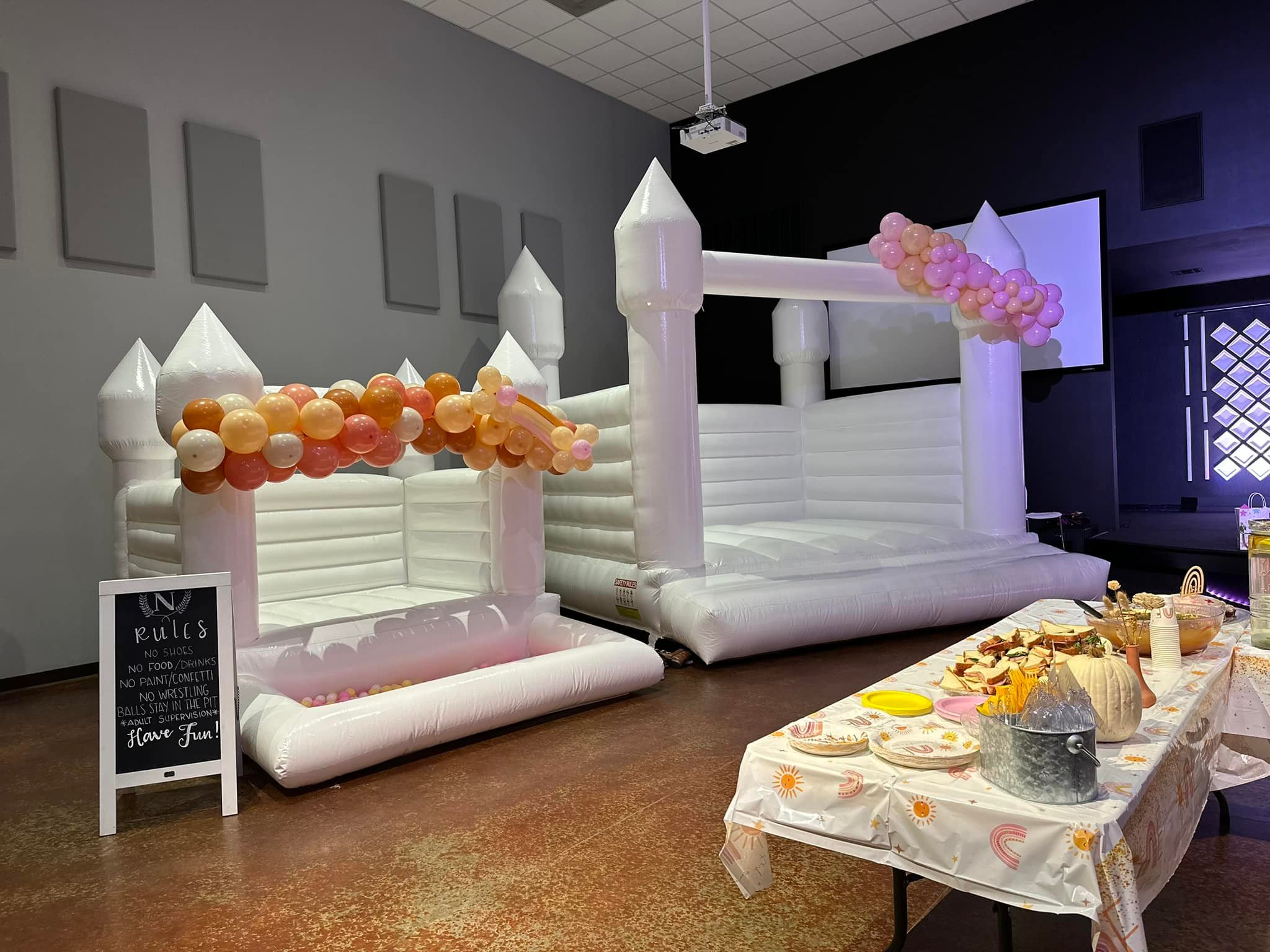 Classic Castle Bounce House